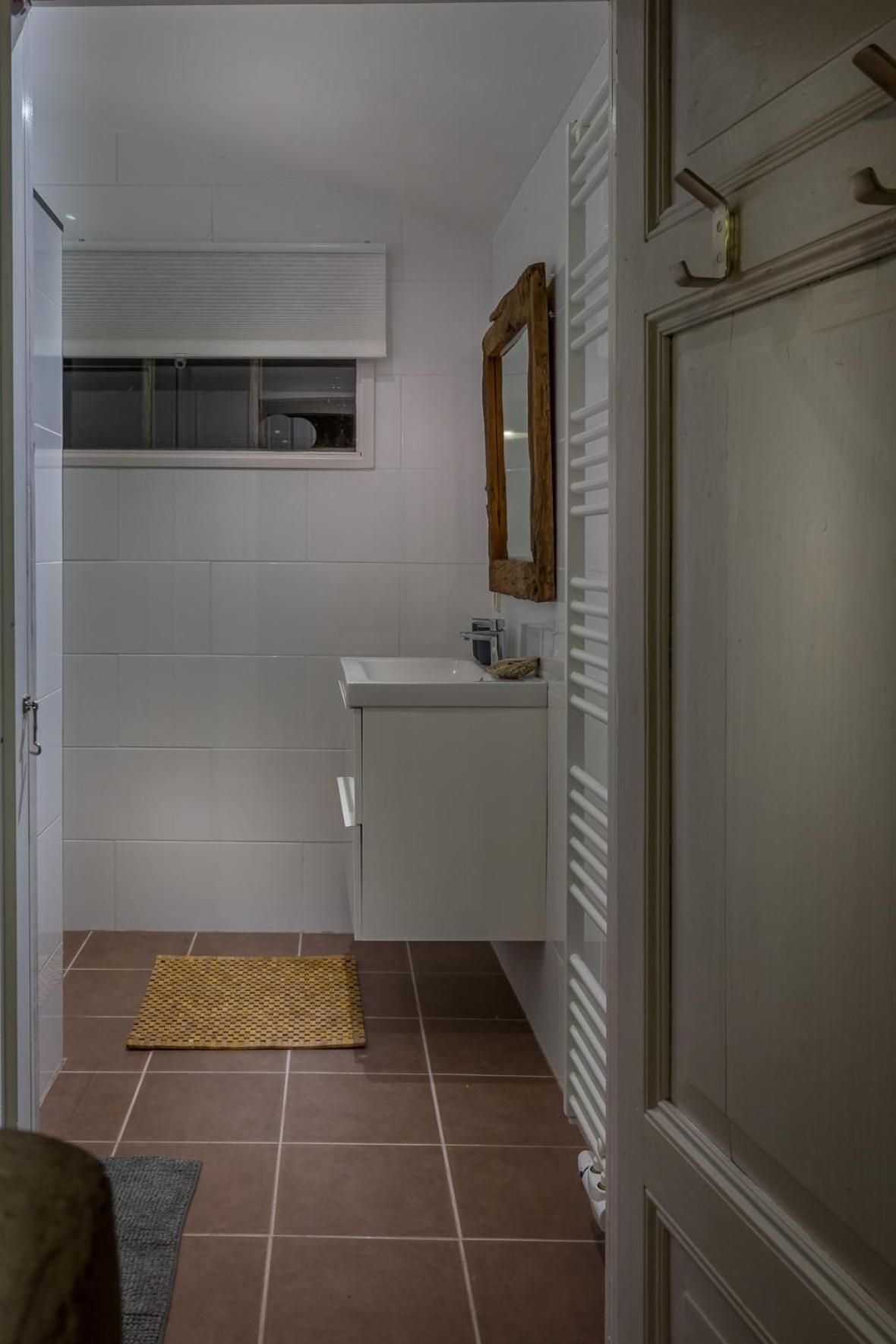 Aan De Holle Weg. Zeer Landelijk Gelegen Verbouwde Stal Tot Woning Nuth エクステリア 写真